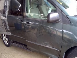 2004 TOYOTA SIENNA, LE MODEL, 3.3L, AT, FWD.  Z25248